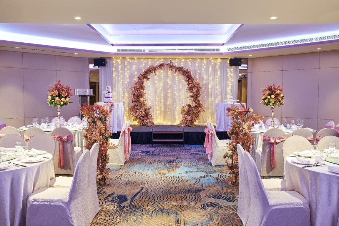 Jubilee Ballroom at Four Points by Sheraton Singapore, Riverview – Singapore wedding venue photo 1 of 5