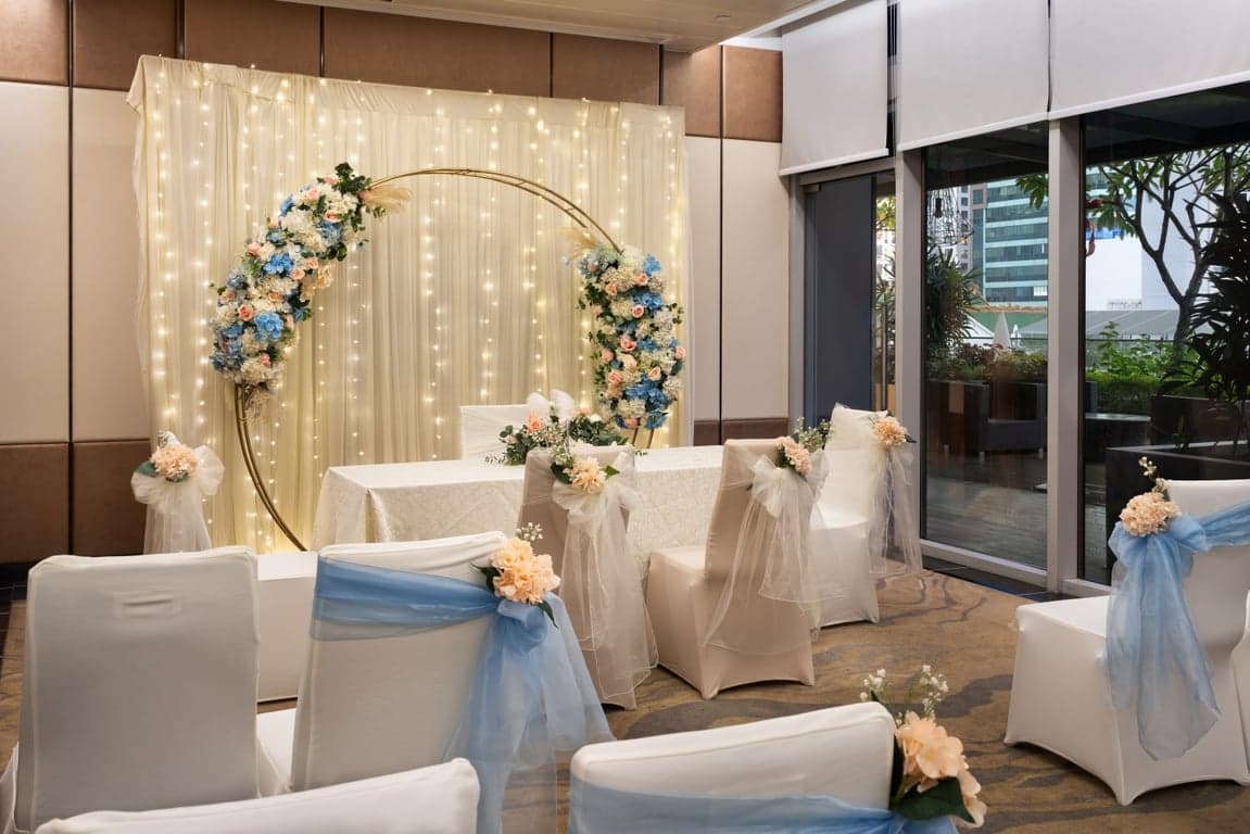 Queen Ballroom at Mercure Singapore Bugis – Singapore wedding venue photo 3 of 6
