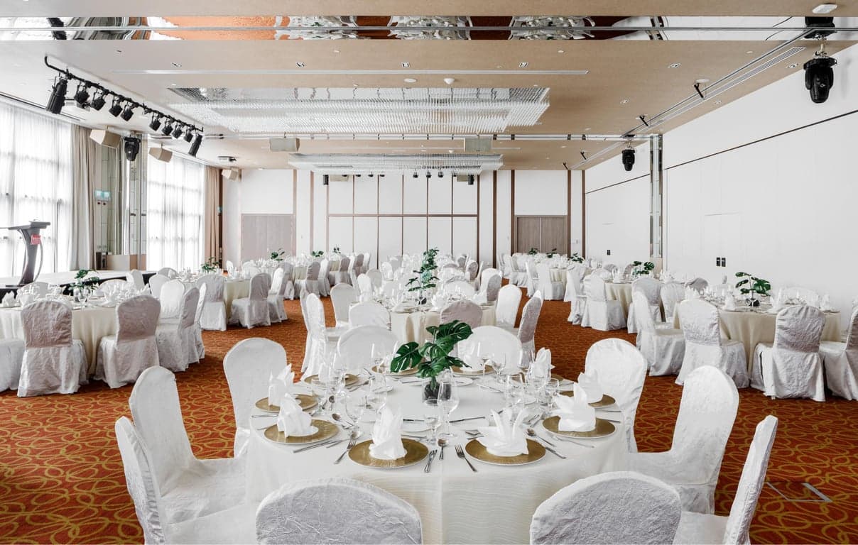 Genting Ballroom at Genting Hotel Jurong – Singapore wedding venue photo 3 of 5