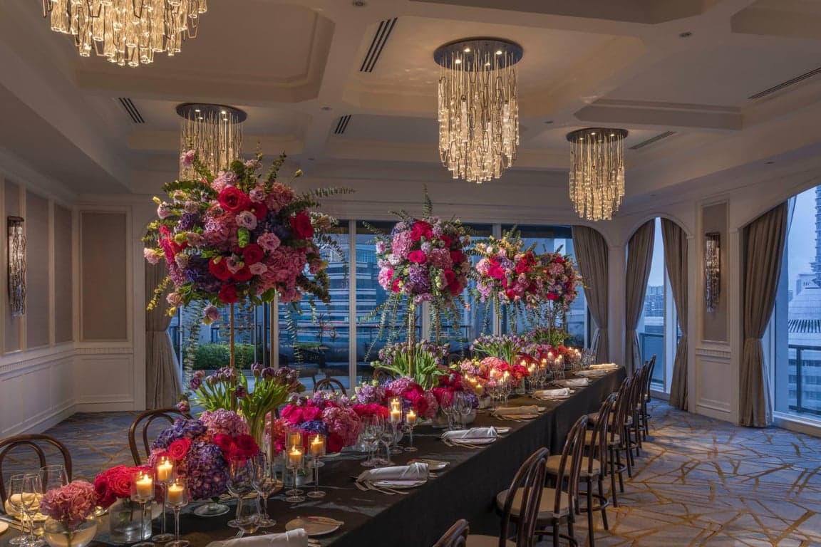 Windows East at Four Seasons Hotel Singapore – Singapore wedding venue photo 7 of 8
