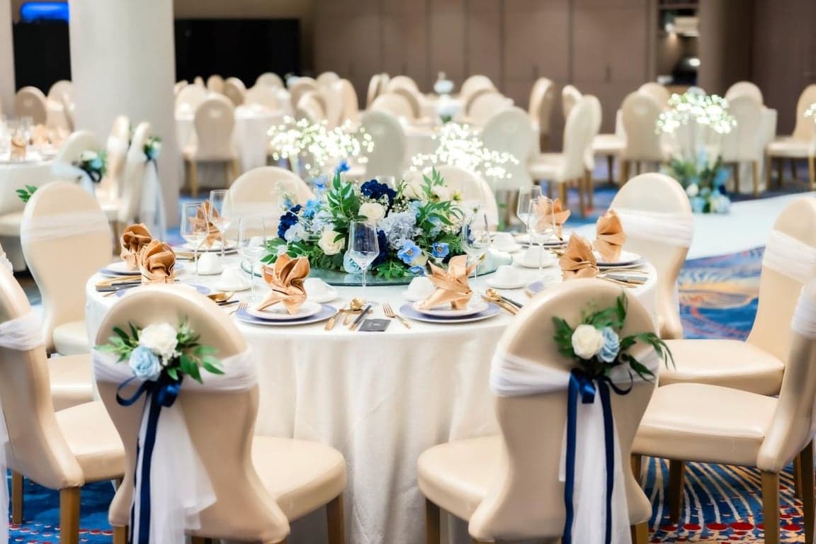 Ballroom at Peach Garden @ The Heeren – Singapore wedding venue photo 6 of 7
