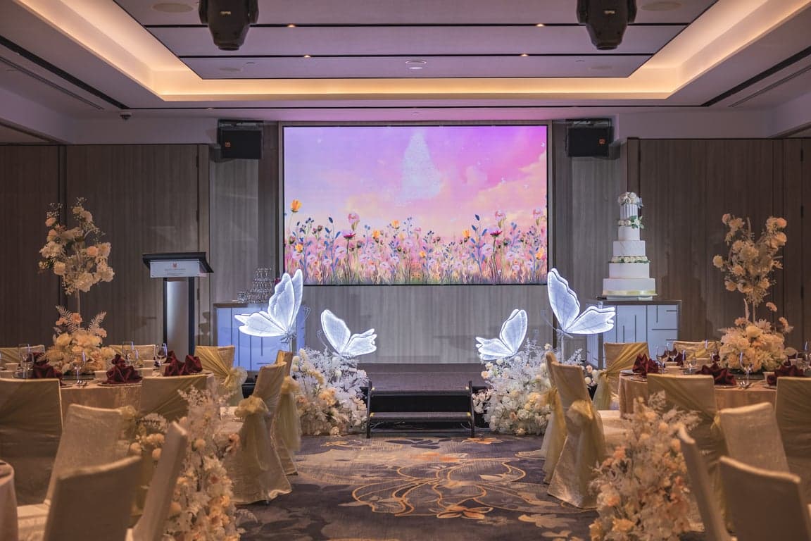 Waterfront Ballroom at Grand Copthorne Waterfront Hotel Singapore – Singapore wedding venue photo 14 of 17